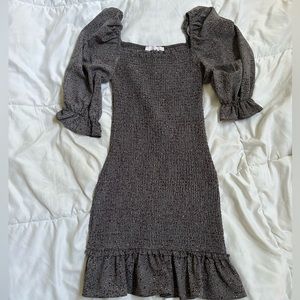 Bodycon rutched leopard print dress